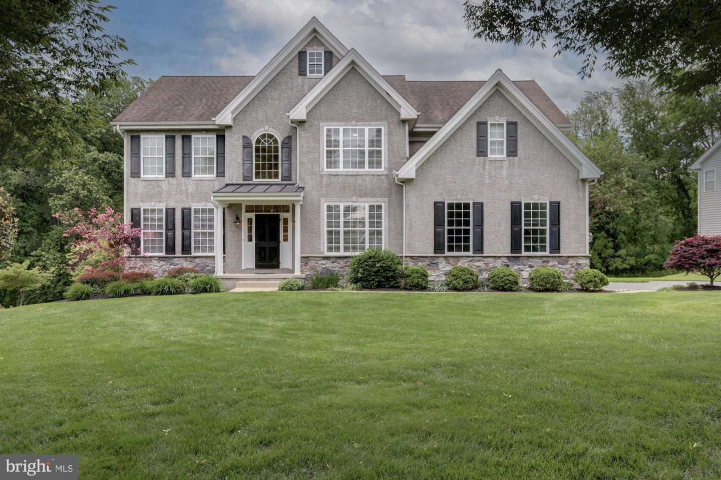 406 Bobs Ln
