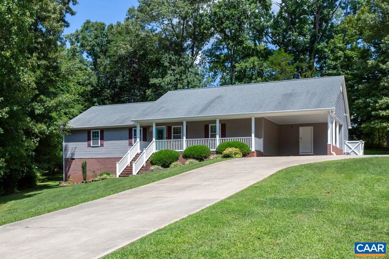 202 Smith Dr Dr