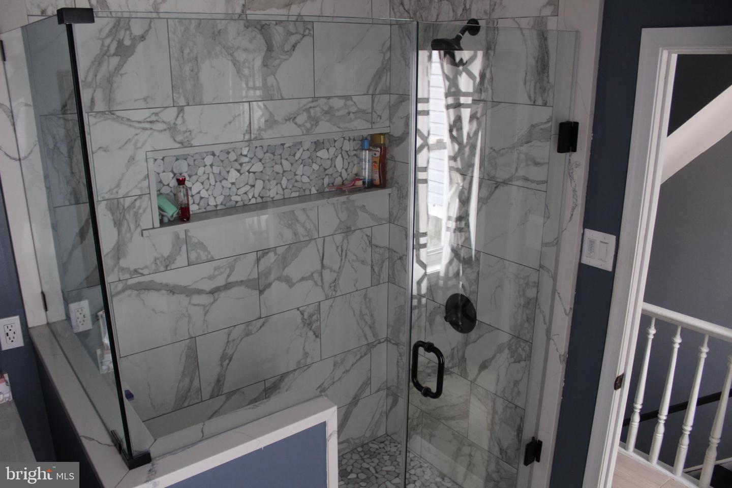 Photo 20 of 69 of 571 Stanbridge St townhome