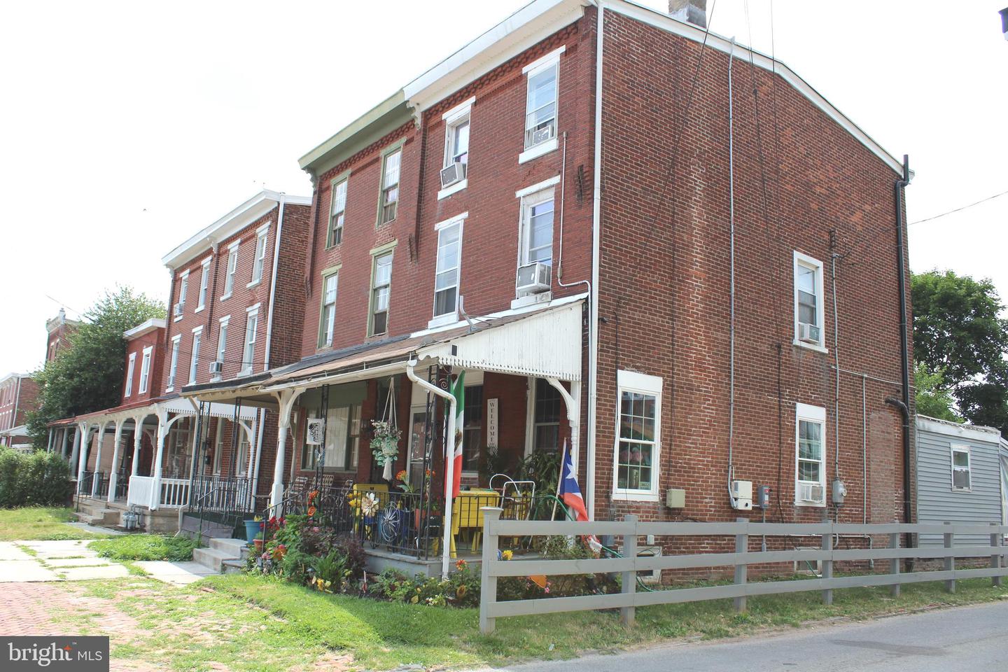 View Norristown, PA 19401 townhome