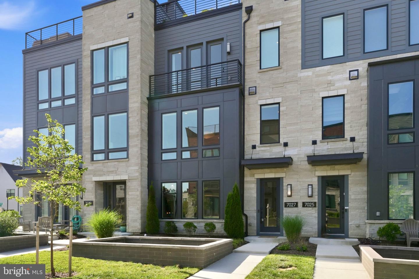 7027 Artesa Ln Lane, Bethesda, MD, 20817