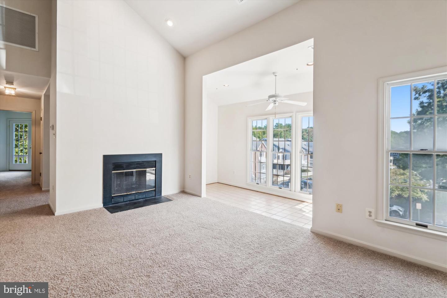 Photo 9 of 50 of 2708 Summerview Way #303 condo