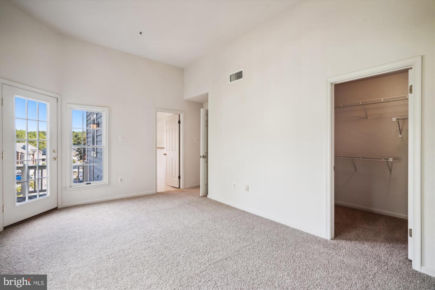 Photo 19 of 50 of 2708 Summerview Way #303 condo