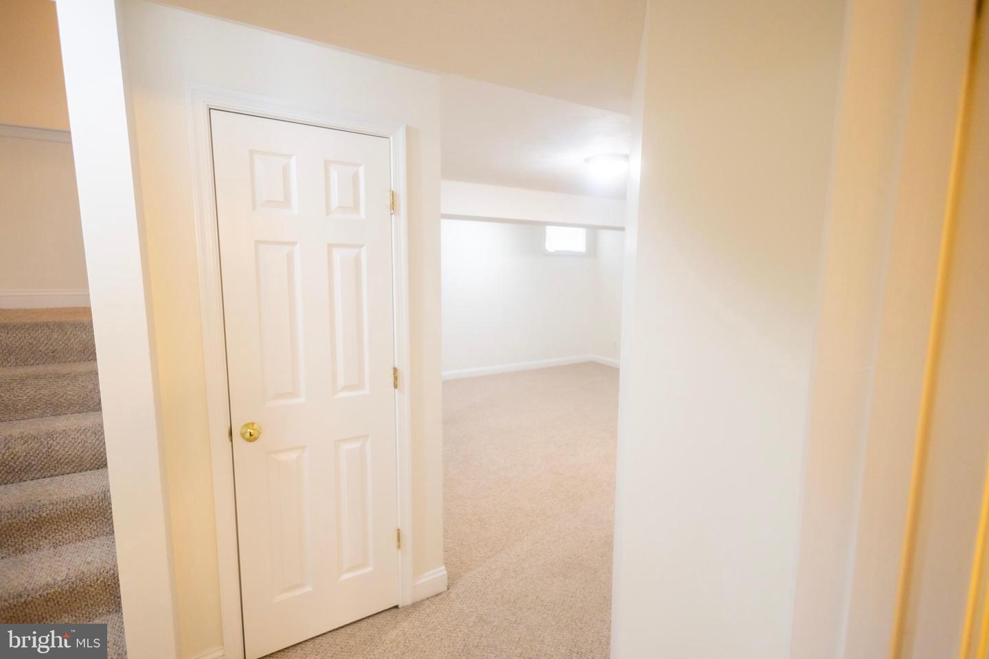 Photo 94 of 130 of 14760 Royal Coachman Pl house
