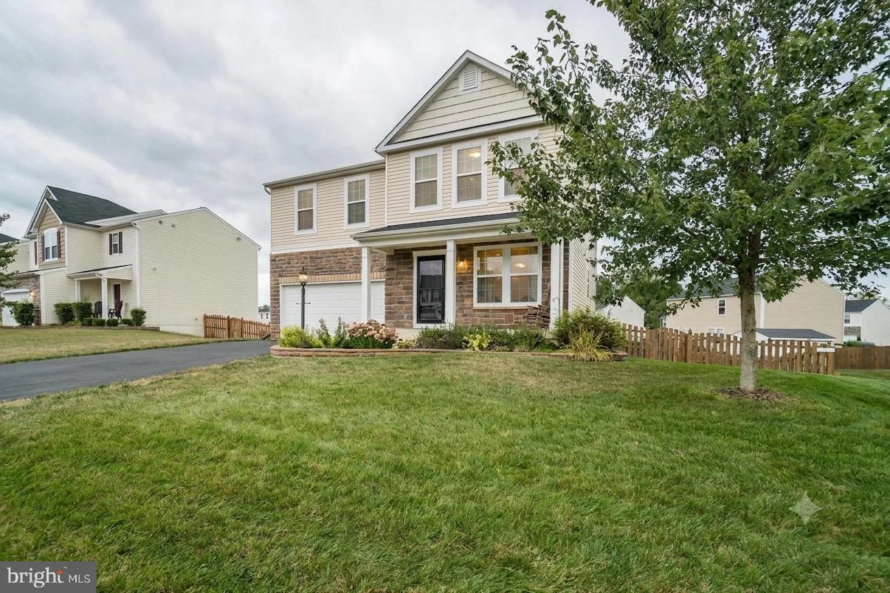 62 Charter Gate Drive