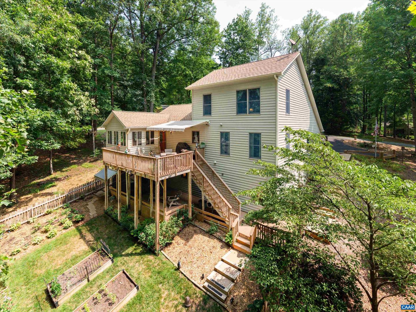 24 Saddleback Knl Knl, Nellysford, VA, 22958
