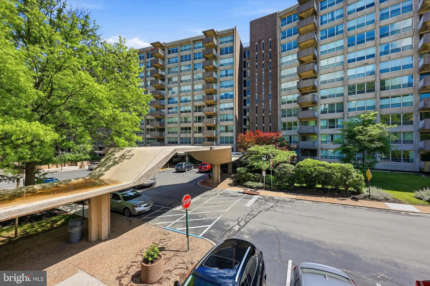 1001 City Avenue Unit E-831, Wynnewood, PA, 19096