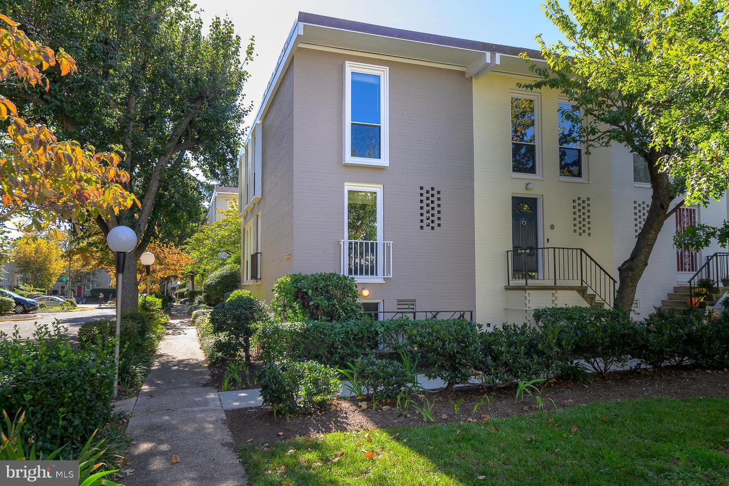 211 G Street #133, Washington, District of Columbia image 1