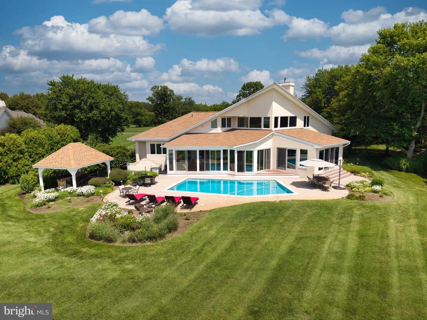 2882 Cox Neck Road