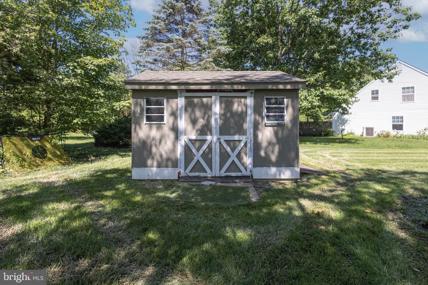 Photo 6 of 42 of 5140 Leathermans Walk house