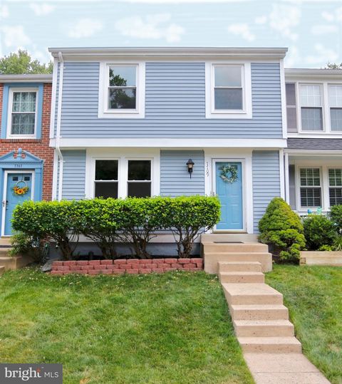 Townhouse in Falls Church VA 7709 Camp Alger AVENUE.jpg