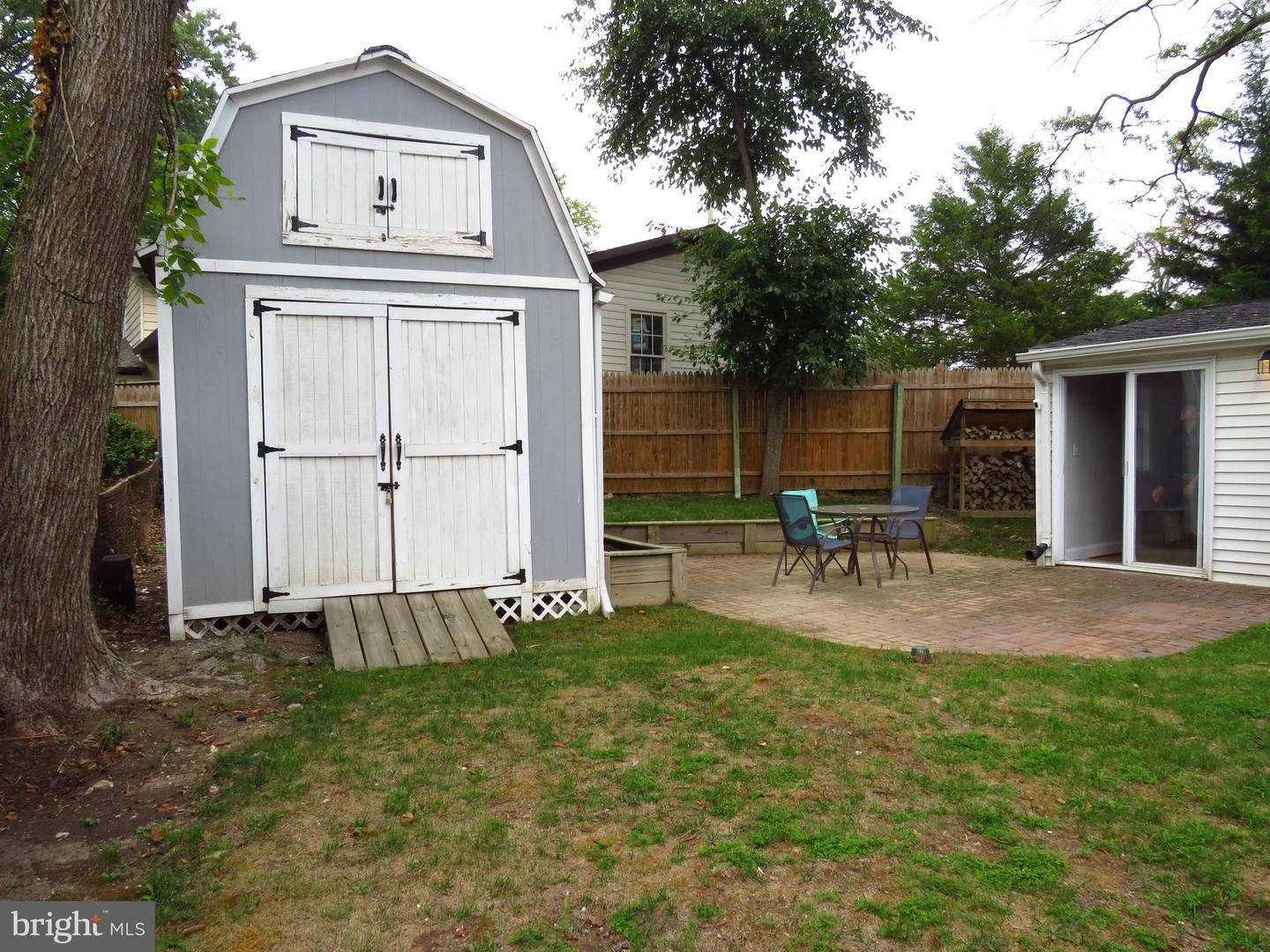 Photo 36 of 40 of 2012 Ruatan St house