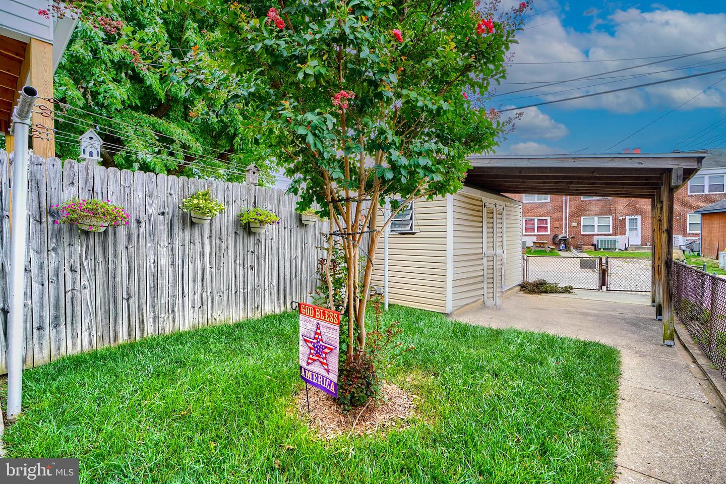 Photo 4 of 19 of 7865 Saint Monica Dr townhome