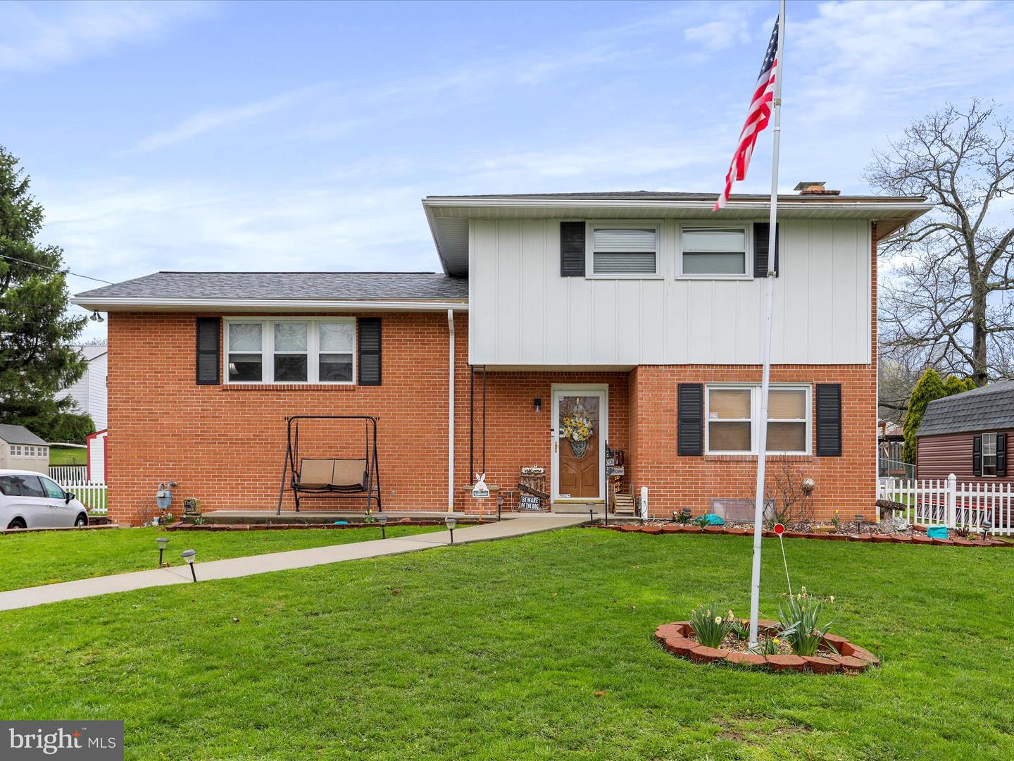 Listing image 1