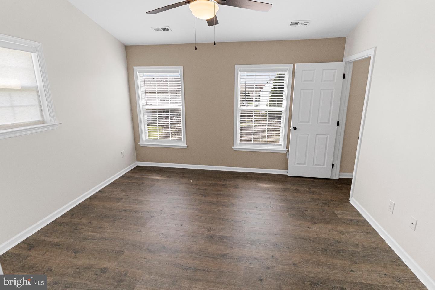 Photo 12 of 26 of 726 Prentiss Point townhome