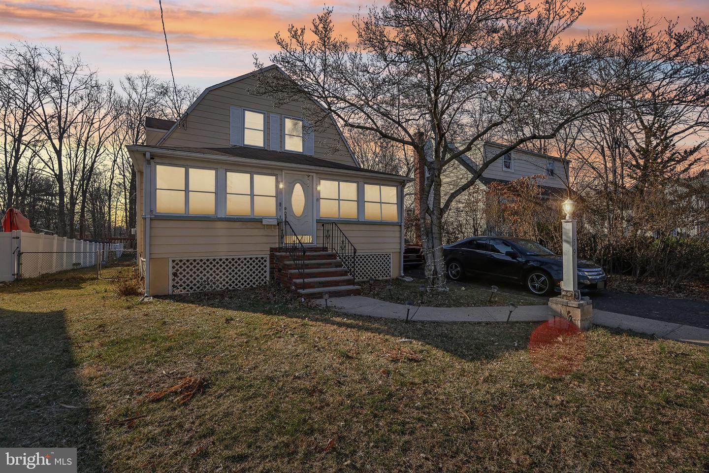 Listing image 1