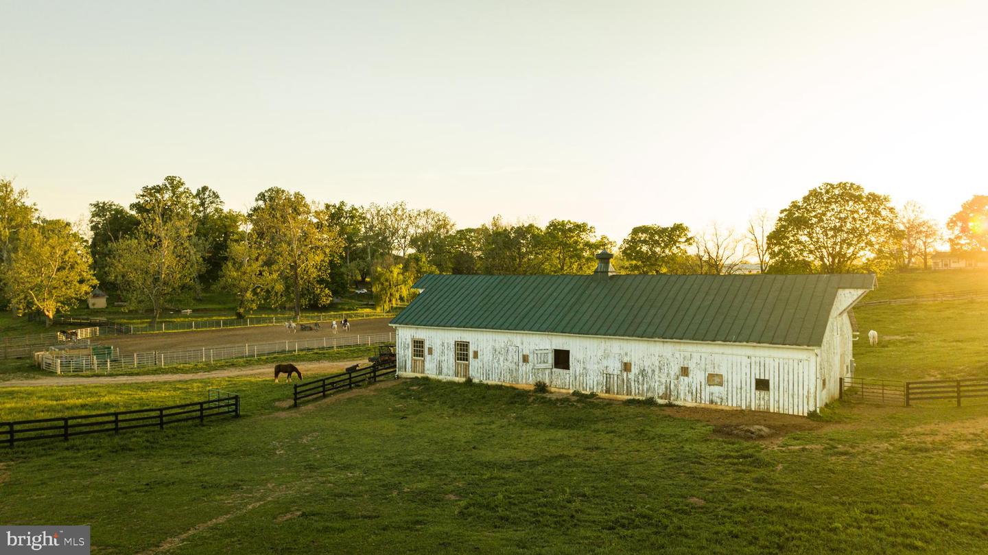 466 Montana Hall Lane, White Post, Virginia image 17