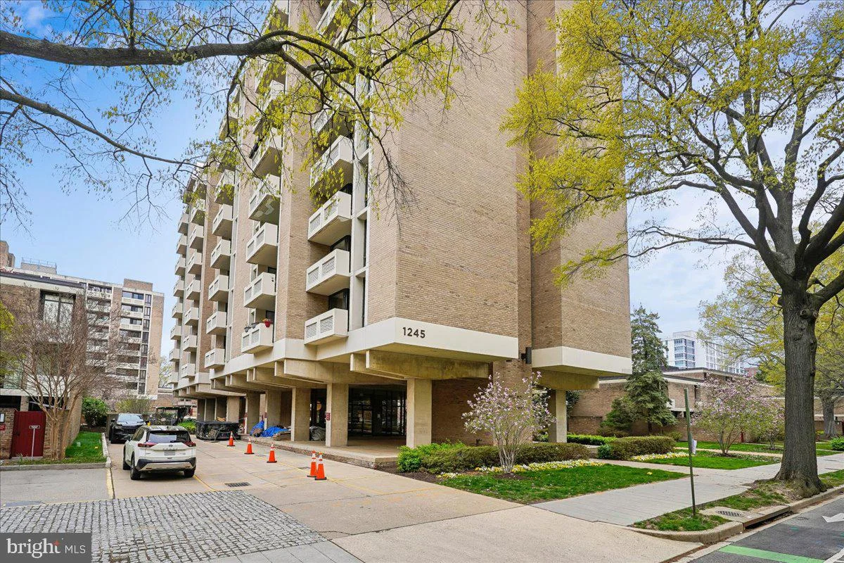 1245 4th Street SW Unit E-409