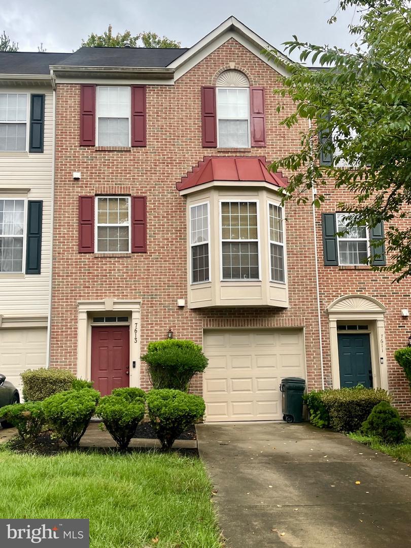 View Clinton, MD 20735 townhome