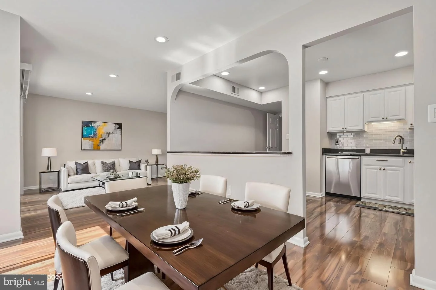 6942 Hanover Parkway Unit 200