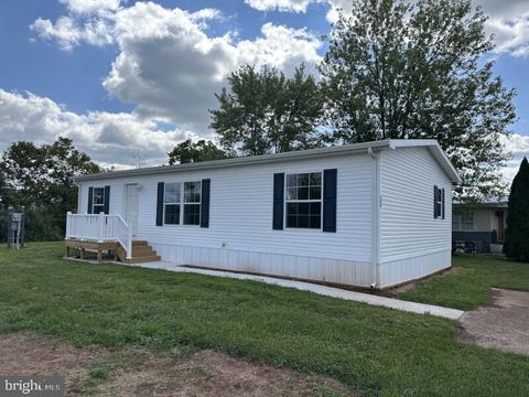 Manufactured Home in Middletown PA 32 Rose AVENUE.jpg