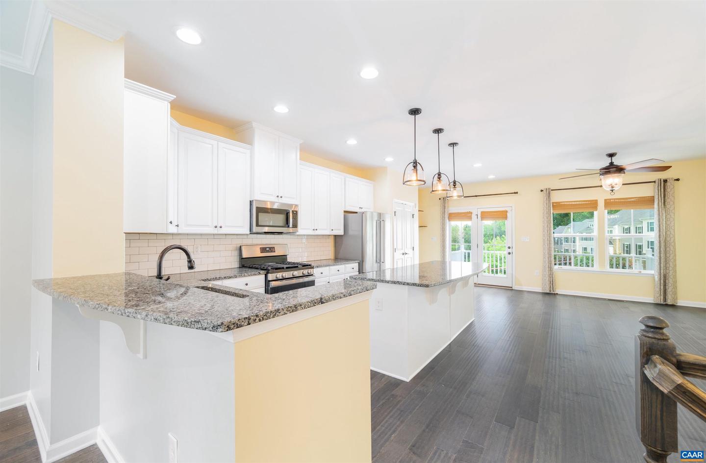 Photo 8 of 38 of 232 Pebble Beach Ct townhome