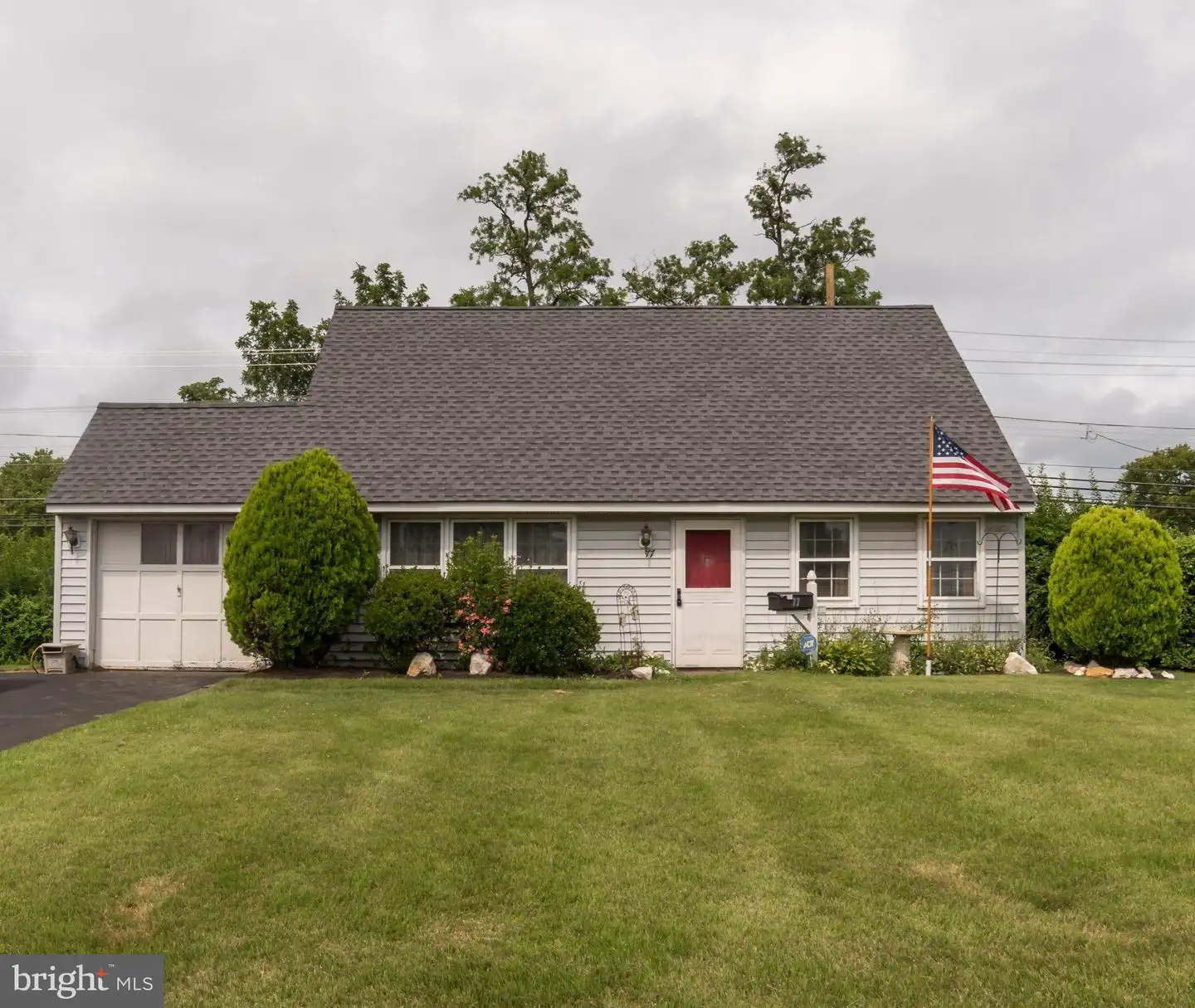 77 Cardinal Road, Levittown, PA, 19057