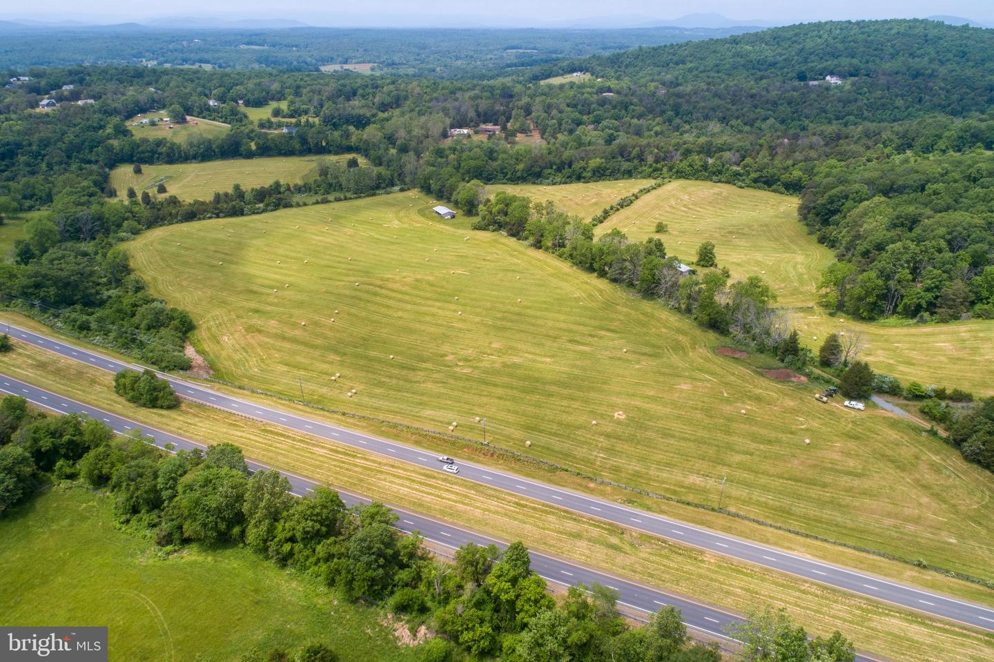 Lee Highway, Warrenton, Virginia image 6