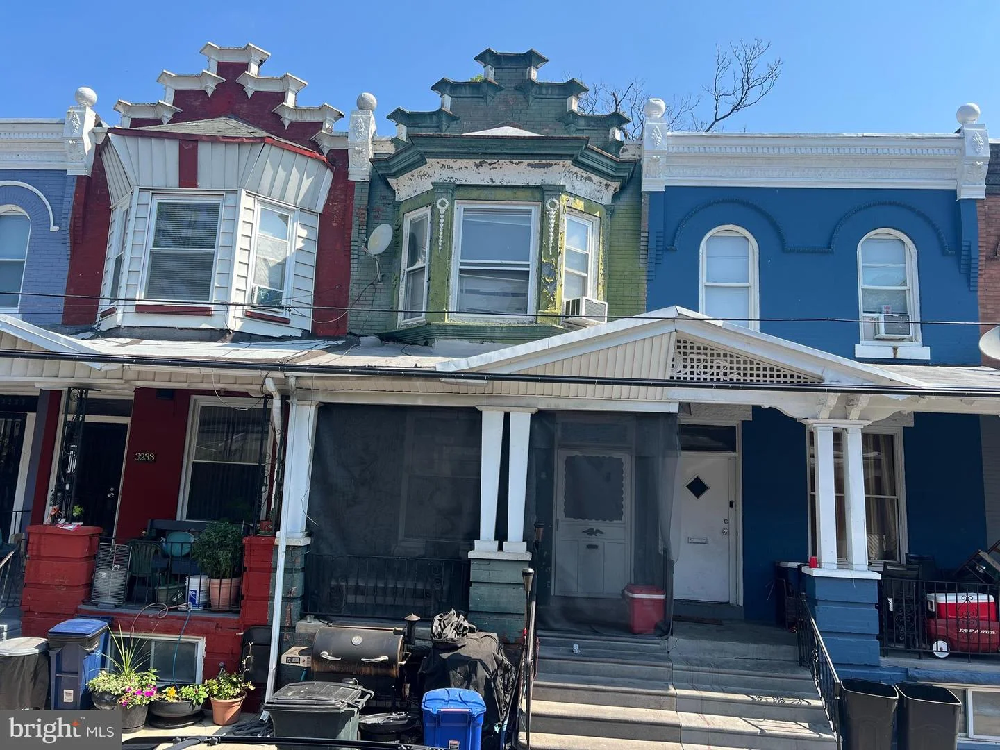 3231 Fontain Street