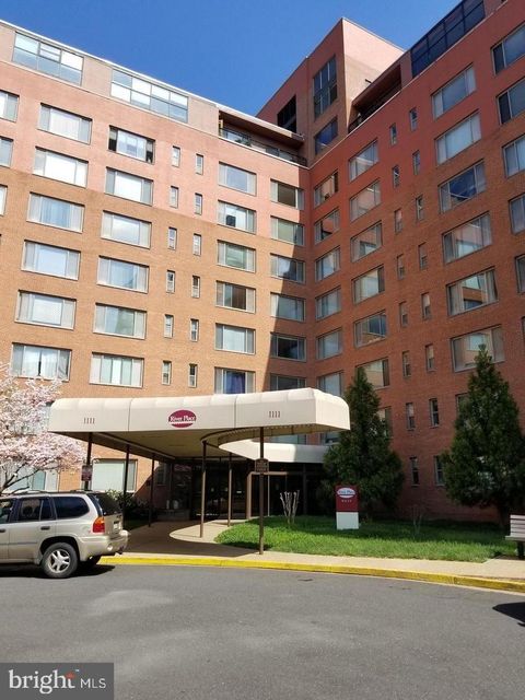 Condominium in Arlington VA 1111 Arlington BOULEVARD.jpg