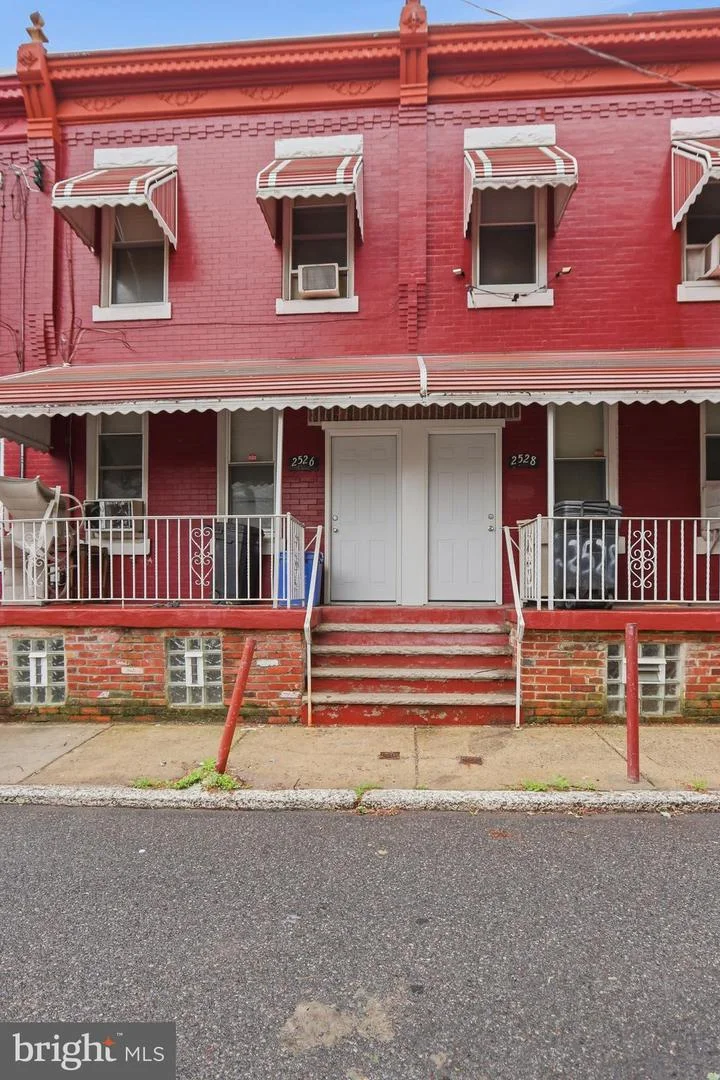 2528 W Sergeant Street