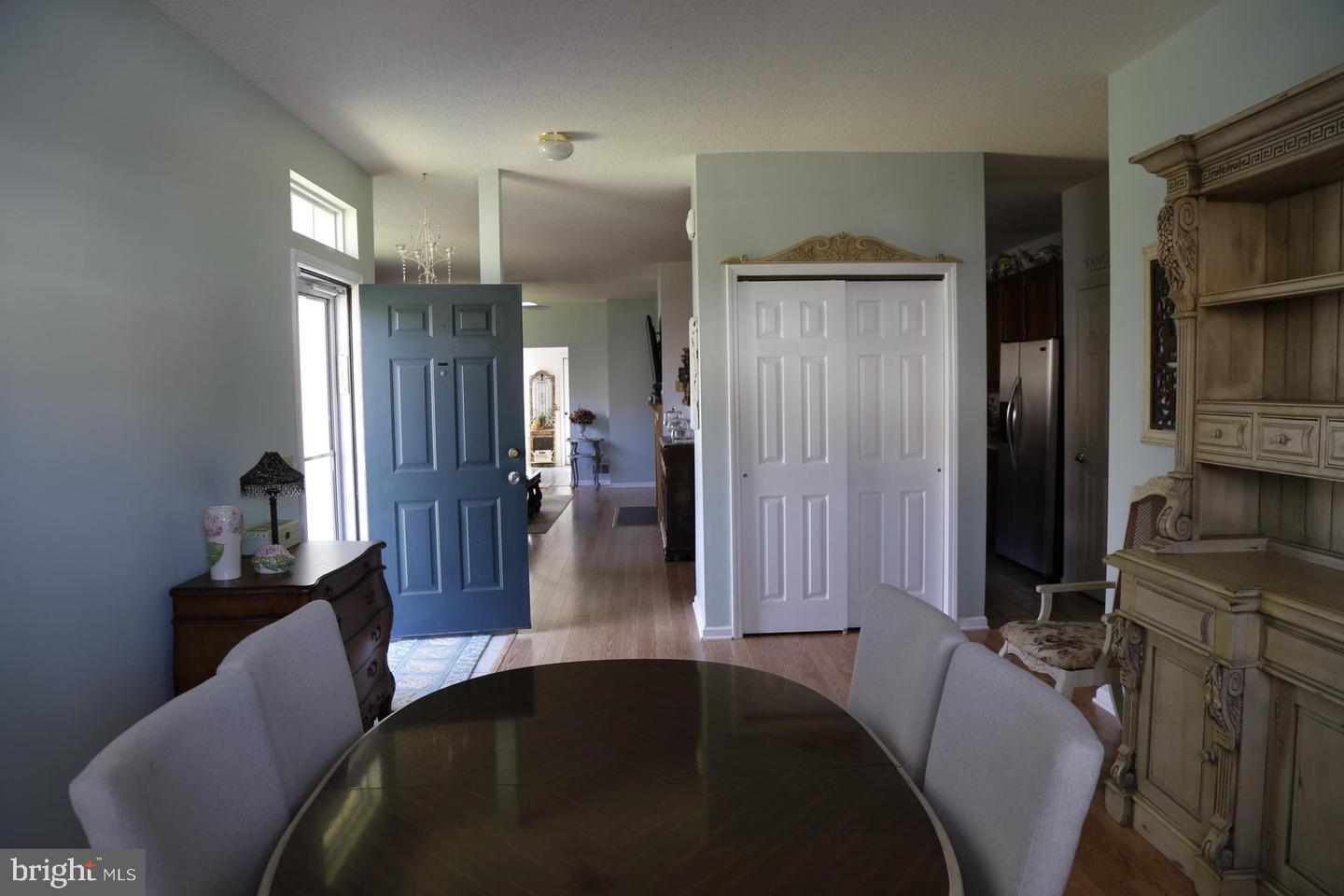 Photo 3 of 13 of 149 Sandpiper Rd house