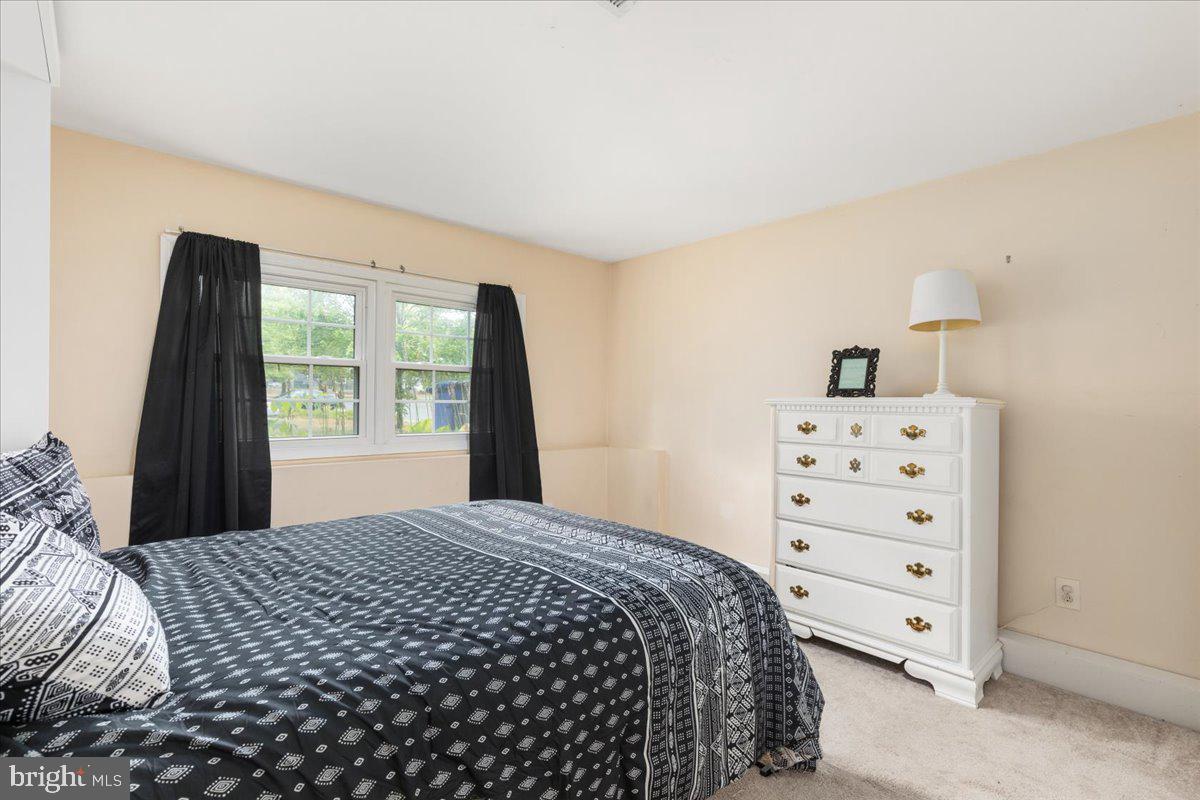 Photo 21 of 42 of 411 Davis Ave SW townhome