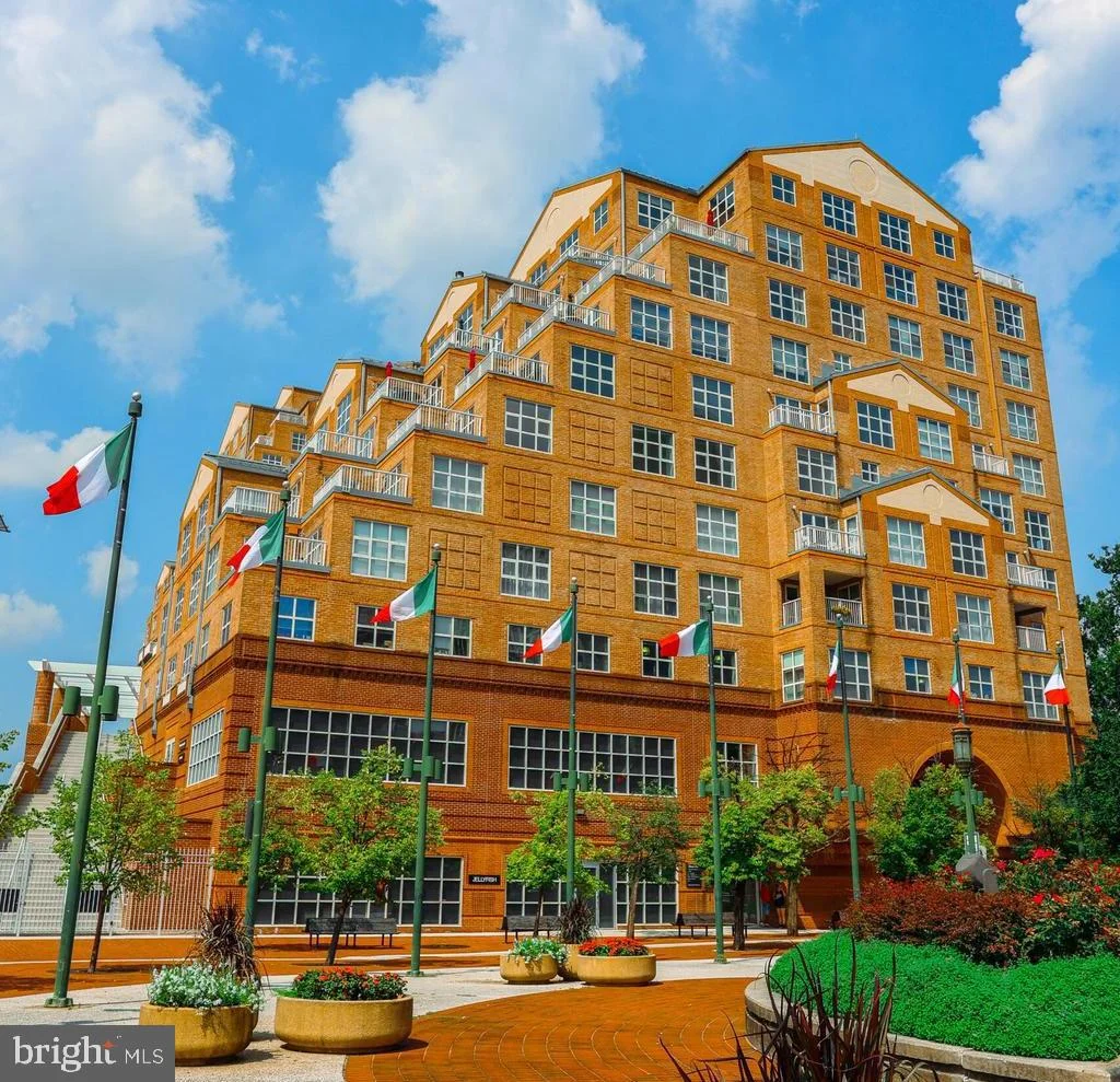 250 President Street Unit 306