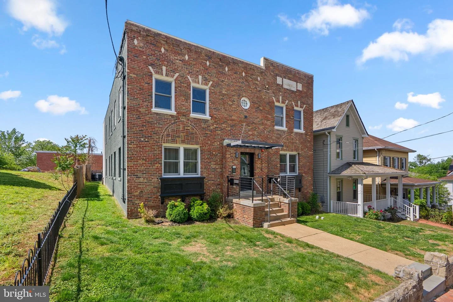 2325 High Street SE Unit 3