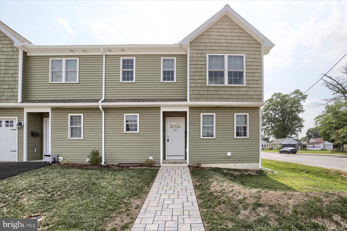 View PALMYRA, PA 17078 townhome