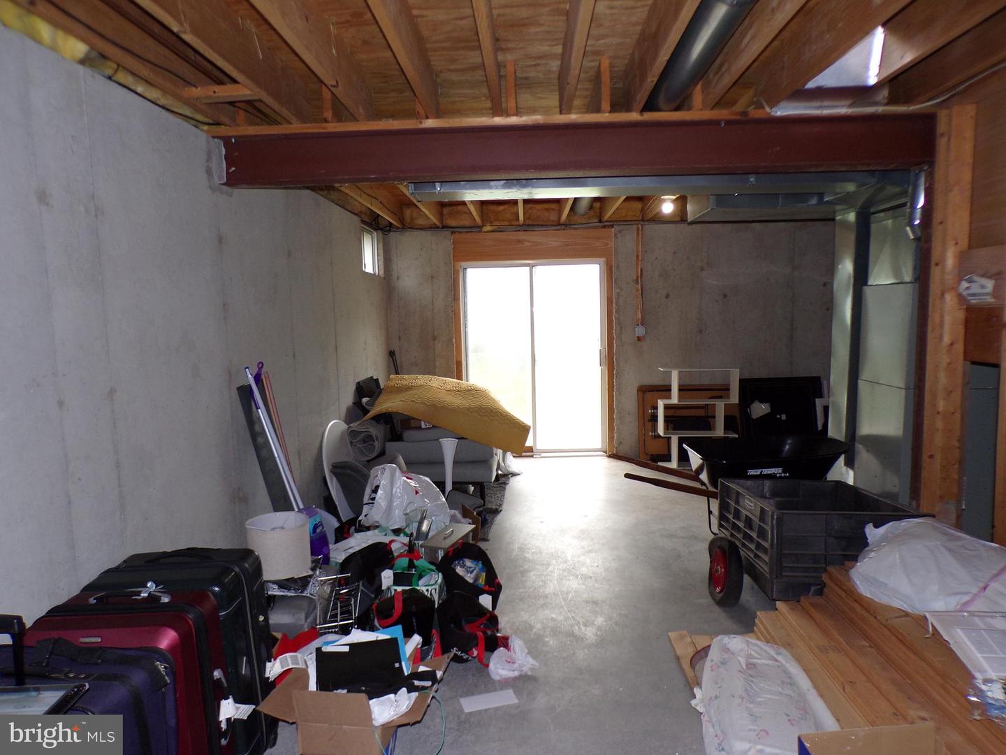 Photo 42 of 46 of 115 William Rd house