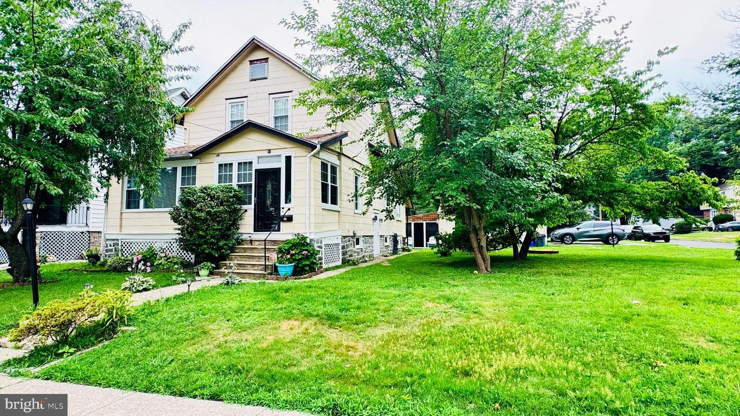 28 S Elm Avenue, Aldan, PA, 19018