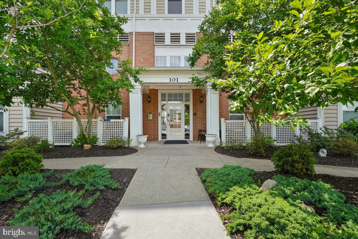 101 Watkins Pond Boulevard Unit 4-103