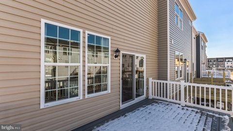 Townhouse in Phoenixville PA 404 Nail Works STREET 13.jpg