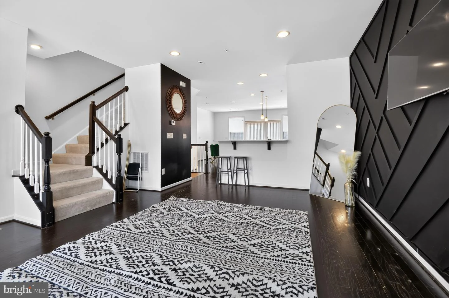 9502 Saw Mill Lane