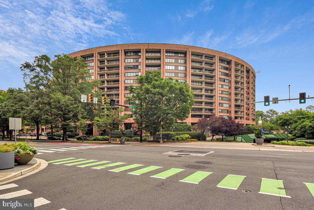 1805 Crystal Drive Unit 807S, Arlington, VA, 22202