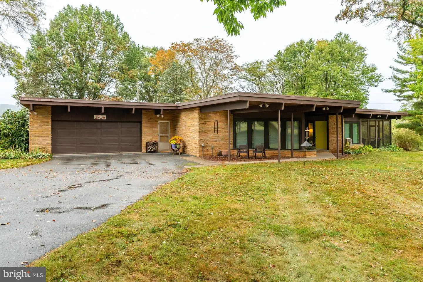 270 Swamp Church Road, Reinholds, PA, 17569