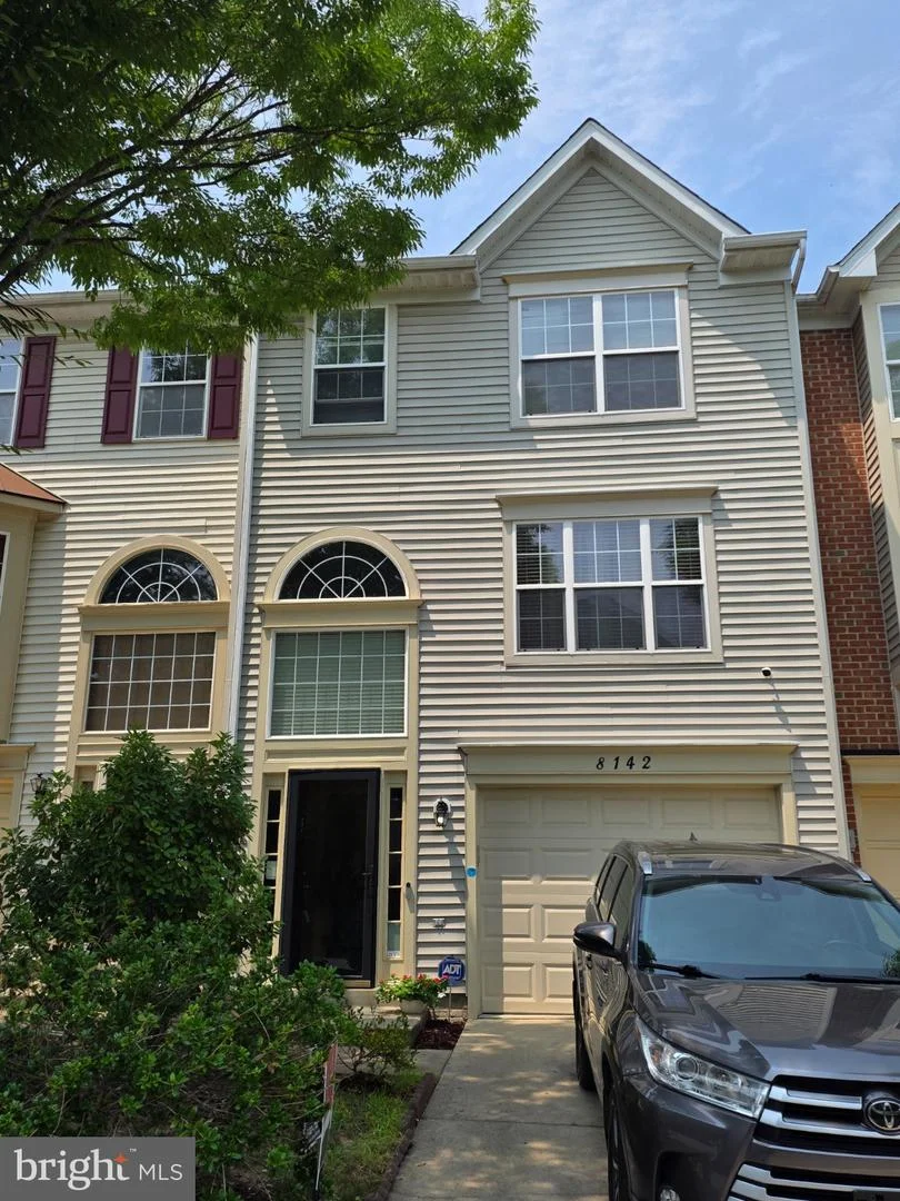 8142 Mallard Shore Drive