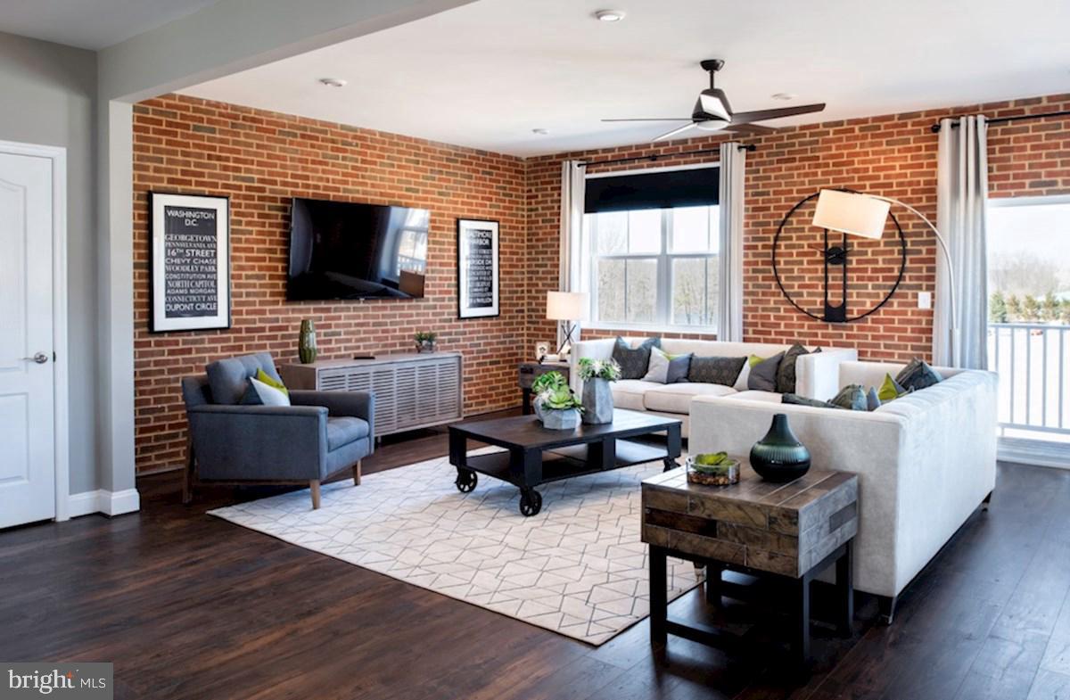 Photo 4 of 17 of 9313 Seney Lane condo