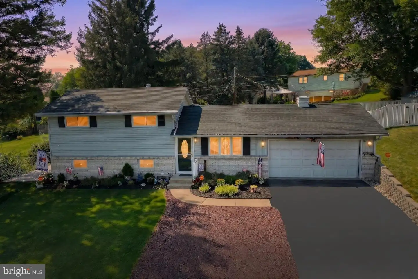 345 Canary Circle, York, PA, 17404