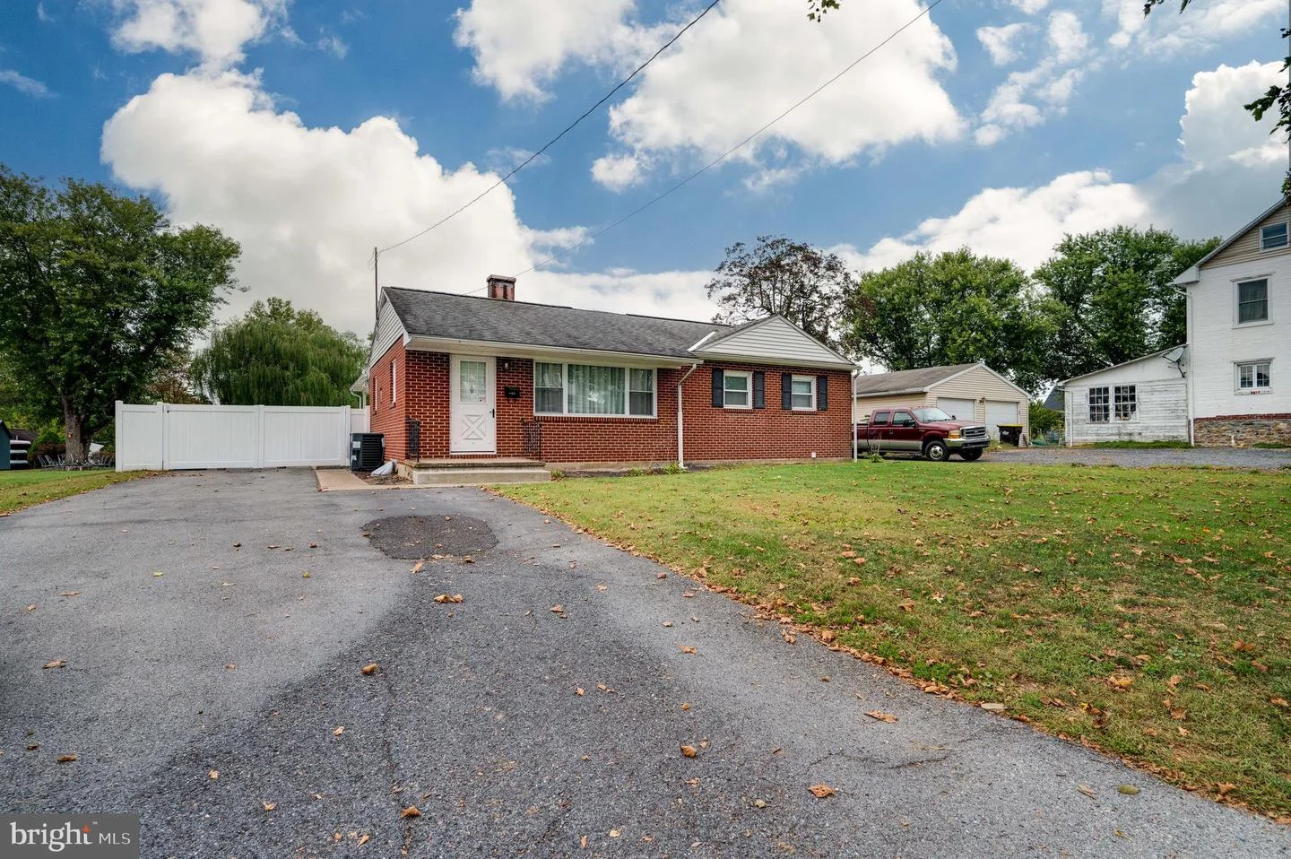 1184 Main Street, Shoemakersville, PA, 19555