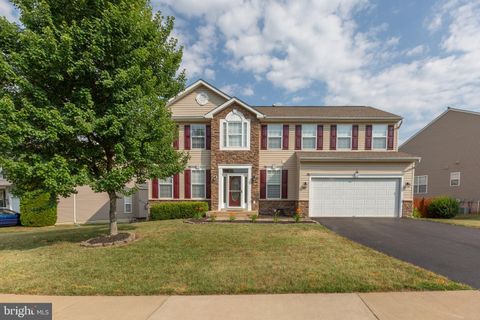 Single Family Residence in Stafford VA 41 Snow DRIVE.jpg