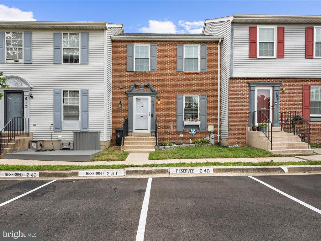 View Odenton, MD 21113 townhome
