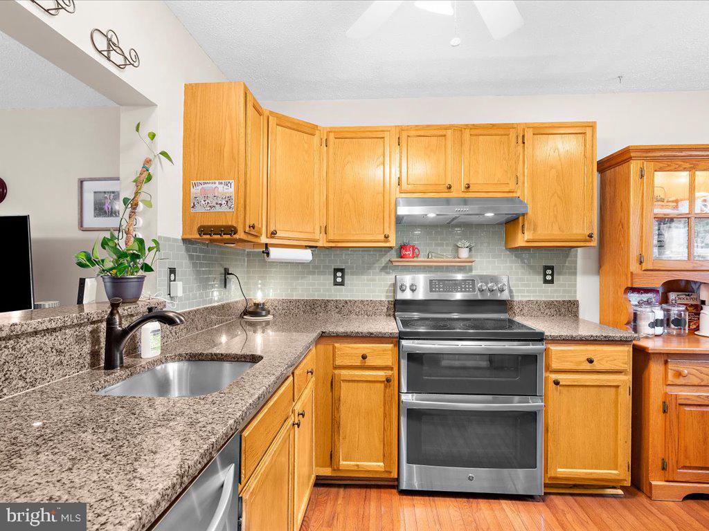 Photo 4 of 31 of 610 Ransom Ct townhome